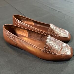 Enzo Angiolini Liberty Softique Leather Flats Women's 7W Cognac Croc Embossed